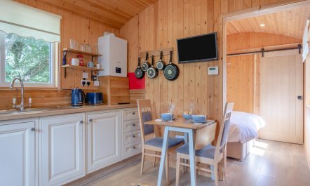 1 Bed in Laddingford 4