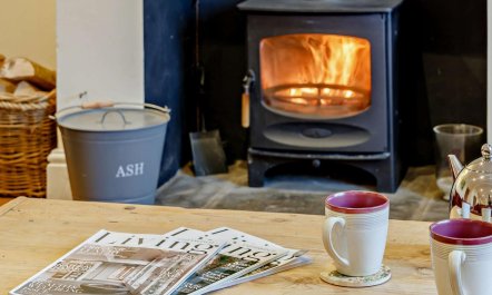 4 Bed in Wotton-under-edge 3