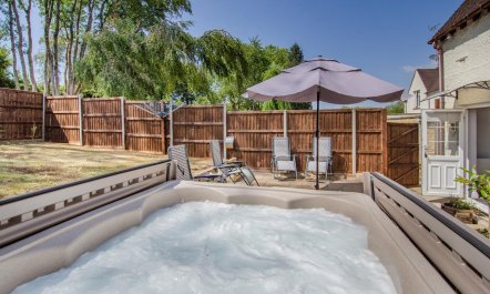 2 Bed in Cheltenham