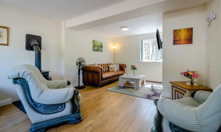 2 Bed in Cheltenham 7