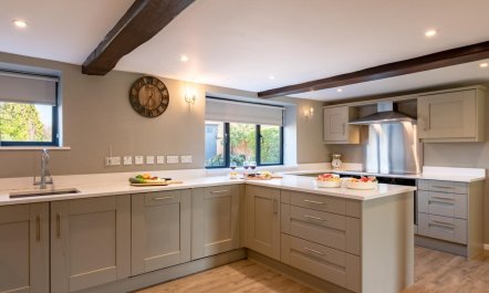 10 Bed in Ashford 6