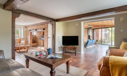 10 Bed in Ashford 9