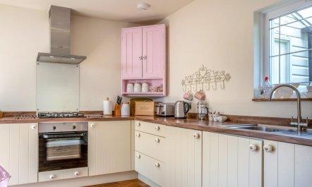 3 Bed in Totland Bay 4