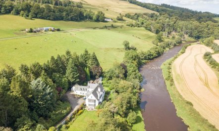8 Bed in Huntly 1