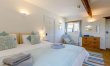 2 Bed in Glastonbury 7