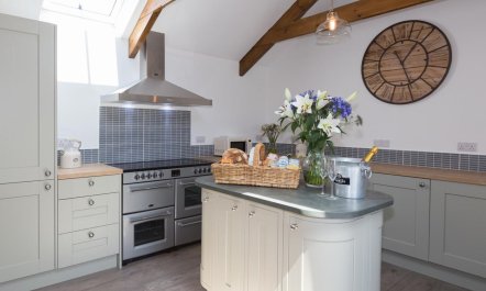 5 Bed in Camborne 2