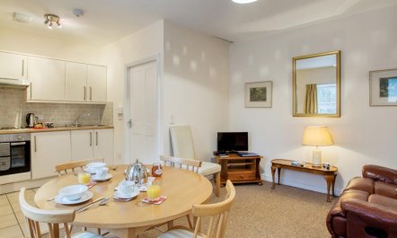 1 Bed in Fort William 1
