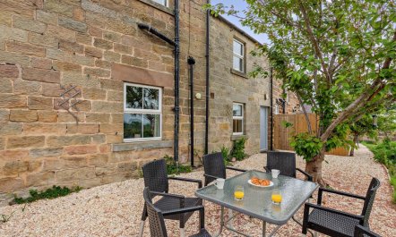 3 Bed in Harrogate 2