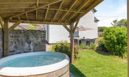 5 Bed in Wellington