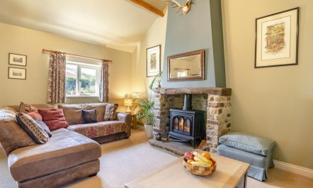 2 Bed in Huby 1