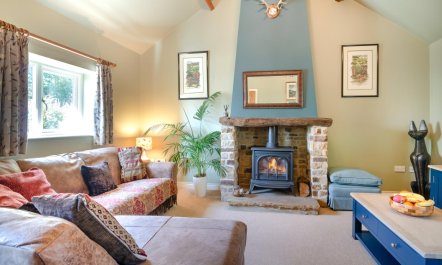 2 Bed in Huby 9
