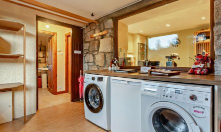 4 Bed in Boat Of Garten 9