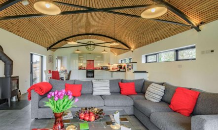 3 Bed in Glastonbury 5