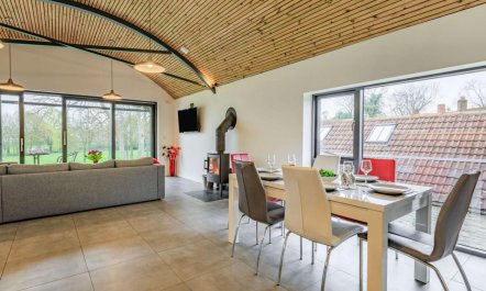 3 Bed in Glastonbury 7