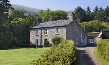 6 Bed in Brecon 1