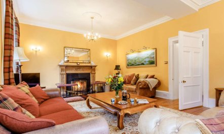 5 Bed in Aberfeldy 1