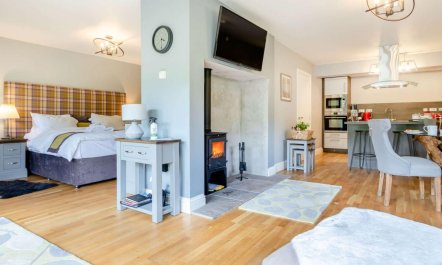1 Bed in Perth 9