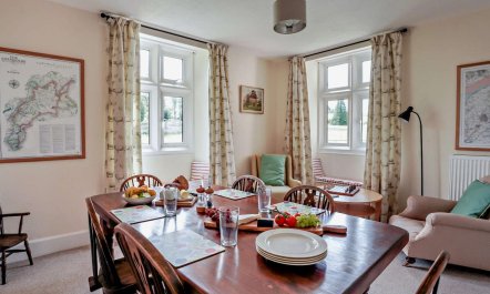 3 Bed in Wotton-under-edge 7