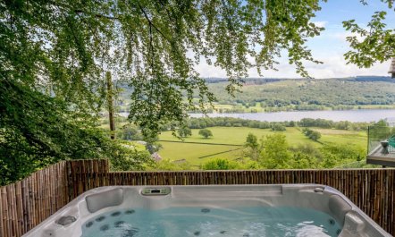 6 Bed in Coniston 3