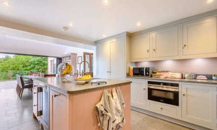 6 Bed in Coniston 6