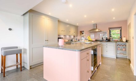 6 Bed in Coniston 7