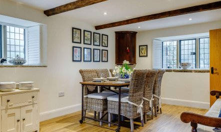 3 Bed in Stockport 9