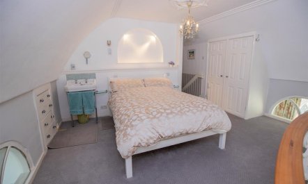 3 Bed in Tenby 9