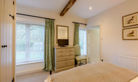 2 Bed in Midhurst 8