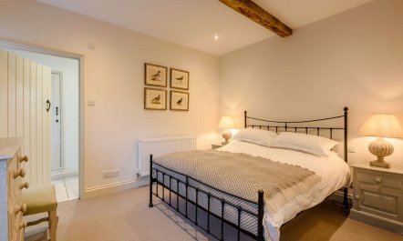 2 Bed in Midhurst 7