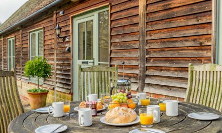 2 Bed in Midhurst 1