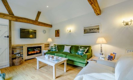 2 Bed in Midhurst 3