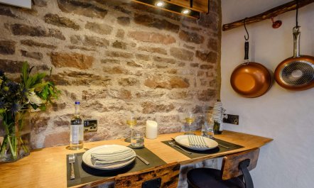 1 Bed in Balfron Station 8