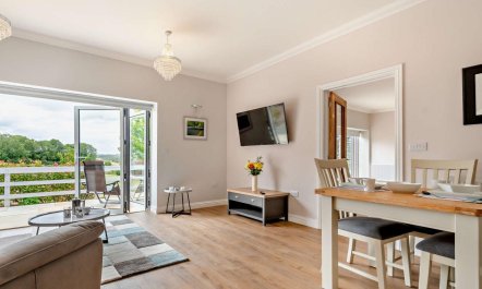1 Bed in Cheltenham 4
