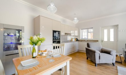 1 Bed in Cheltenham 3