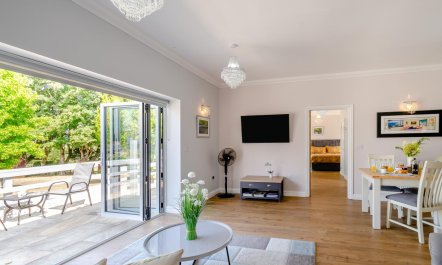1 Bed in Cheltenham 1