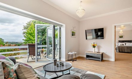 1 Bed in Cheltenham 2