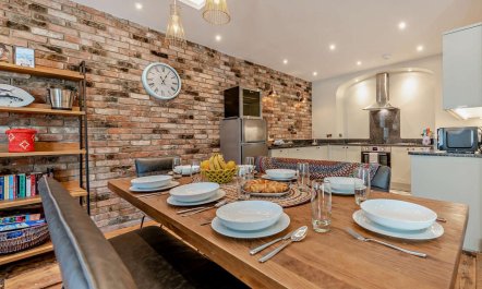4 Bed in Tenby 5