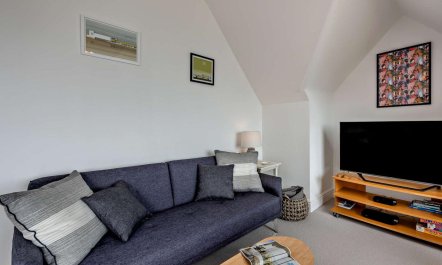 2 Bed in Bexhill-on-sea 3