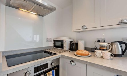 2 Bed in Bexhill-on-sea 6