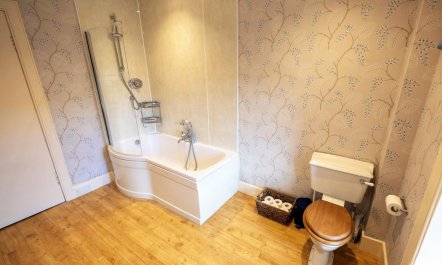 5 Bed in Perth 7