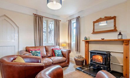 5 Bed in Tewkesbury 4