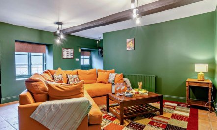 6 Bed in Wotton-under-edge 7