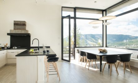 Pine & Place 6