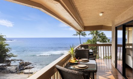 Kona Above the Swell