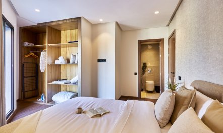 Casa Above 8