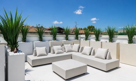 Rooftops over Golfo 6