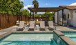 Palm Springs Pause 0