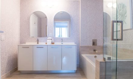 Brickell Skyline Soak 6