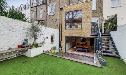 Fulham Gallery 1