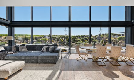 Devon's Edge 1